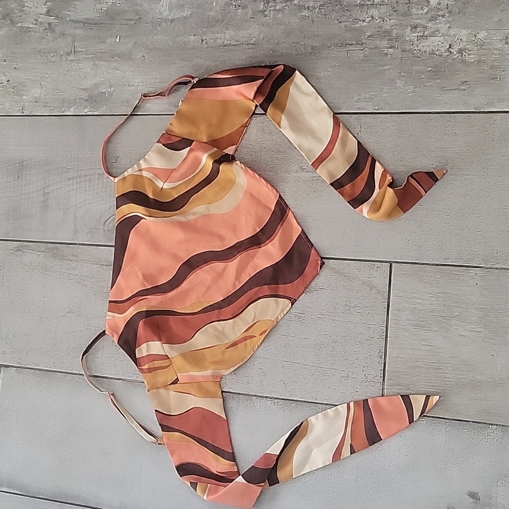 L A hearts  crop top tie back brown blouse size small